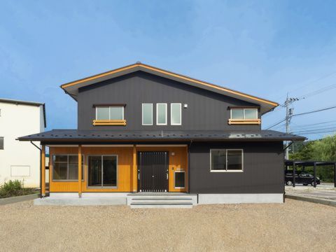 セカンドリビングのある二世帯の家