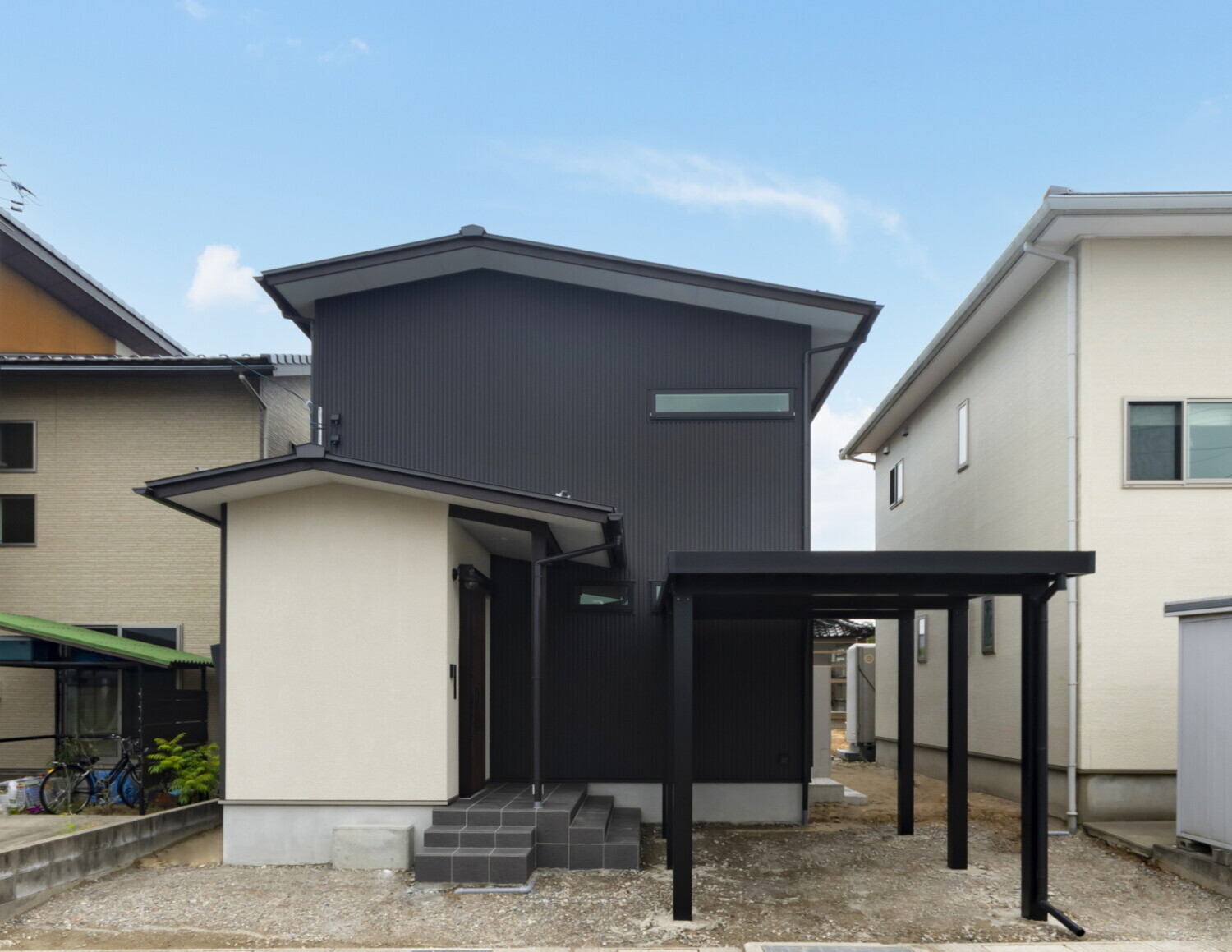 木の温もりが心地よい家