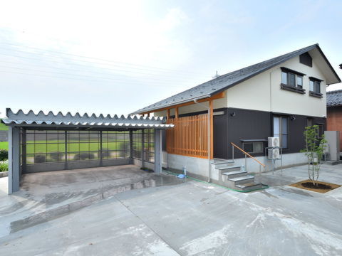 オール吹き抜け　開放感抜群の家