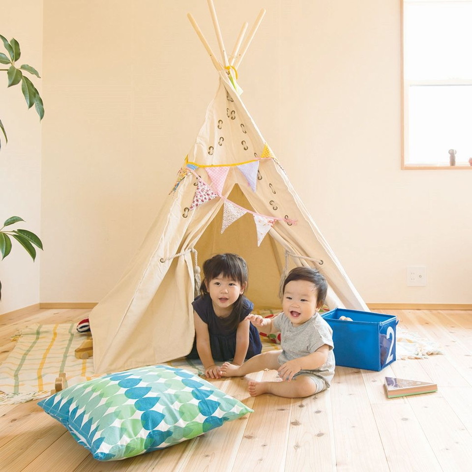 子供たちが遊んでいる風景